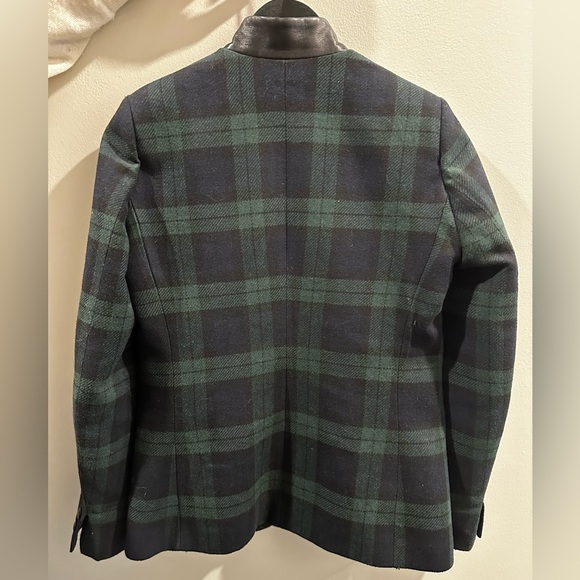 Beautiful black watch tartan and leather collar. Snap closure. - Picture 2 of 3